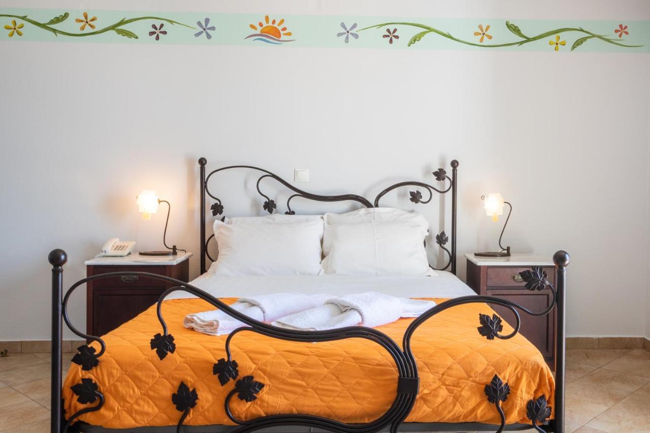 Dilina Studios Arkasa Chambre photo