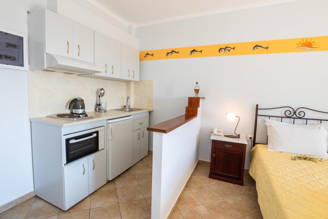 Dilina Studios Arkasa Chambre photo
