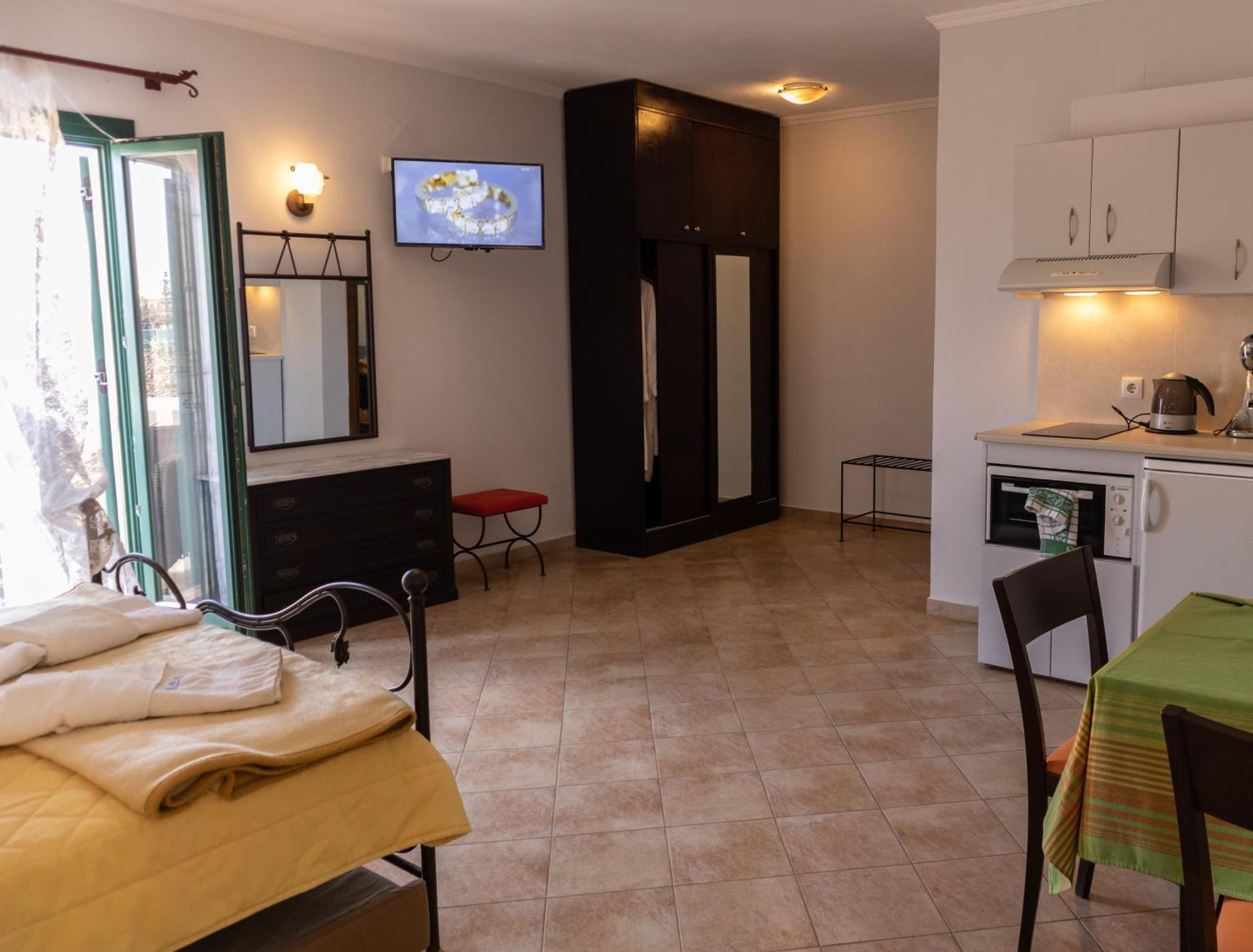 Dilina Studios Arkasa Chambre photo