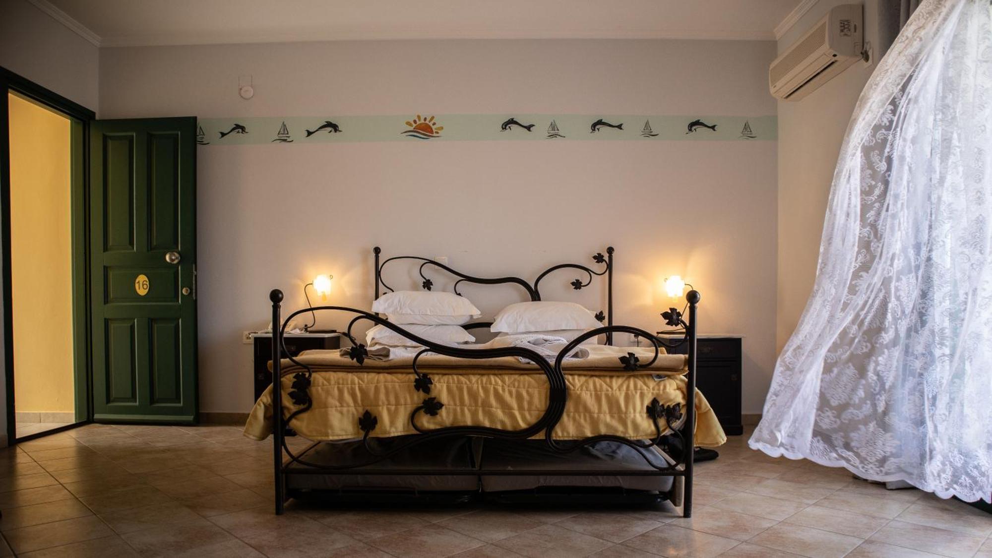 Dilina Studios Arkasa Chambre photo