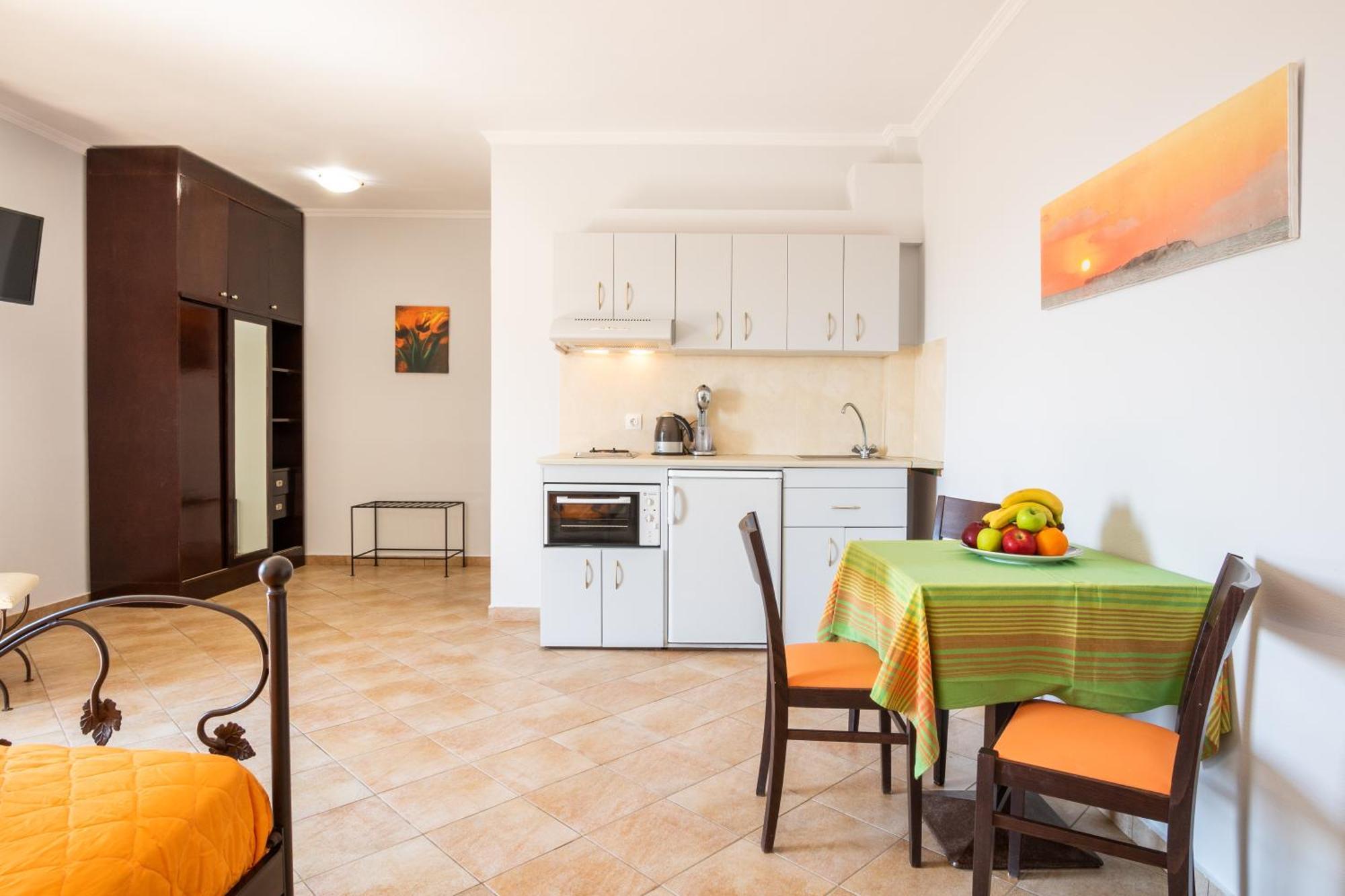 Dilina Studios Arkasa Chambre photo