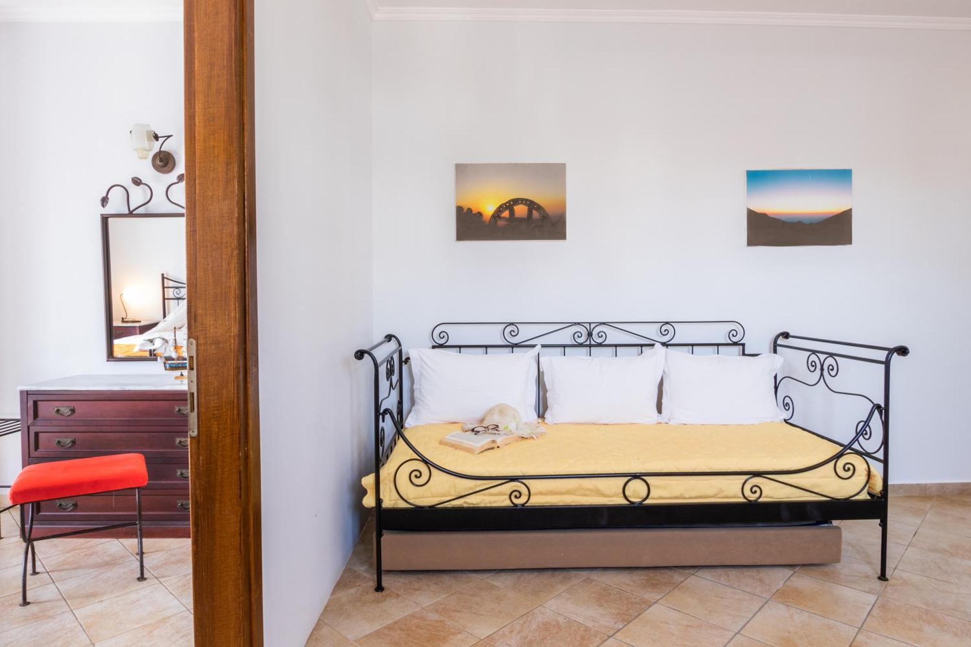 Dilina Studios Arkasa Chambre photo